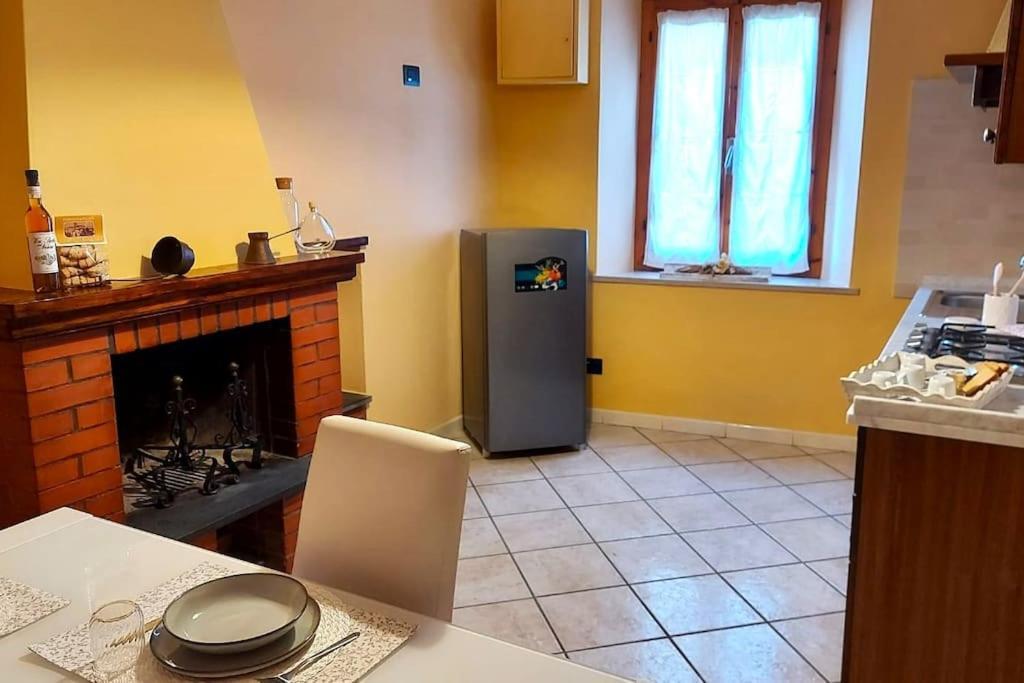Casa Elena In Chianni Villa Ngoại thất bức ảnh